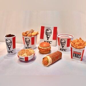 MINI BRANDS KFC LOT